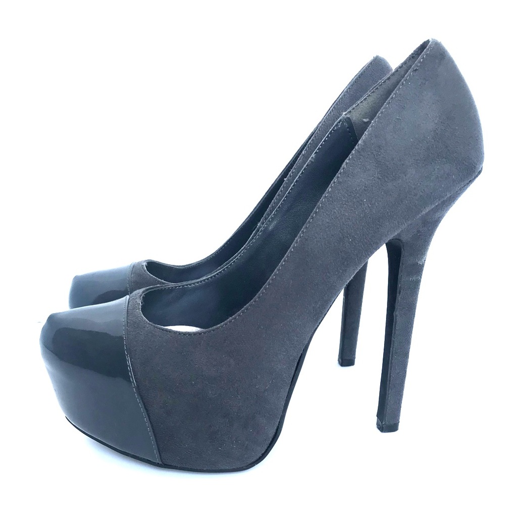 Dark grey pumps